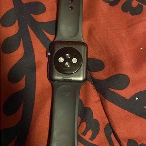 I’m selling my Apple Watch for $140